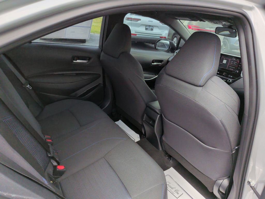Used 2021 Toyota Corolla SE w/ Carpet Mat Package (TMS) FWD image 17