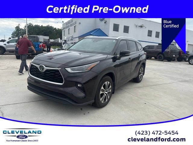 Used 2021 Toyota Highlander XLE FWD image 1