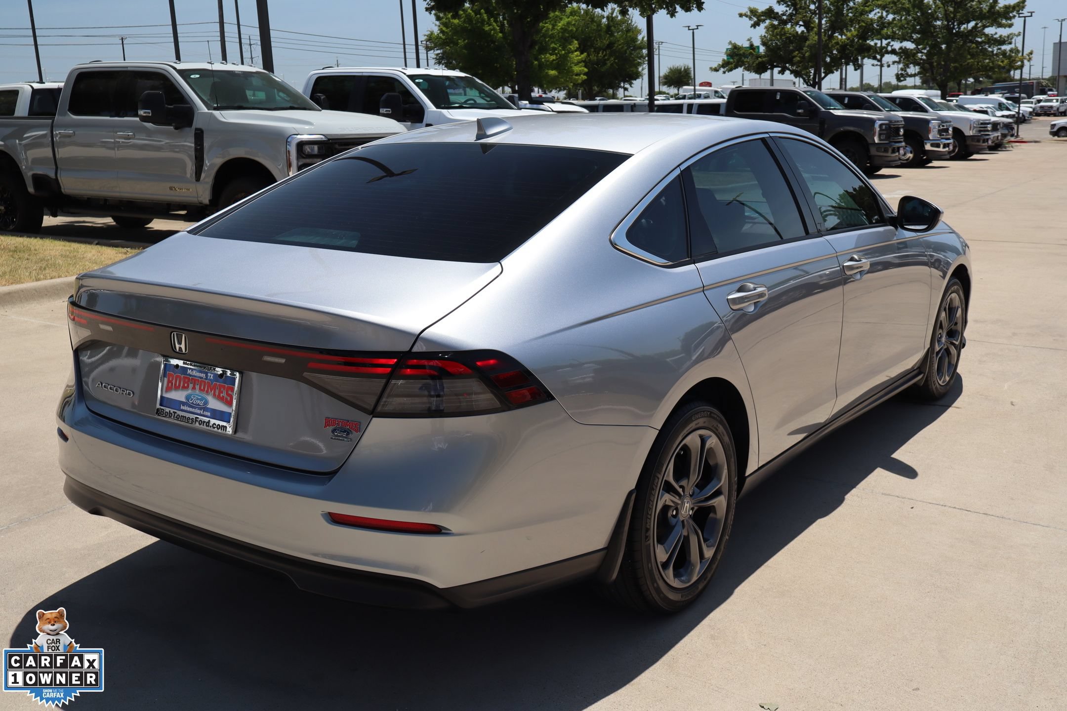 Used 2023 Honda Accord EX image 3