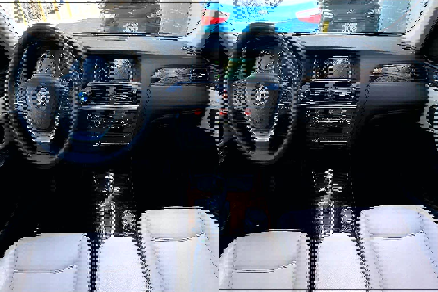 Used 2017 BMW X3 xDrive28i image 16