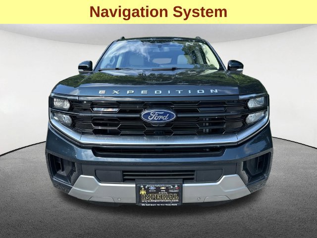 Certified 2025 Ford Expedition Platinum w/ Driver's Package AWD/4WD image 4