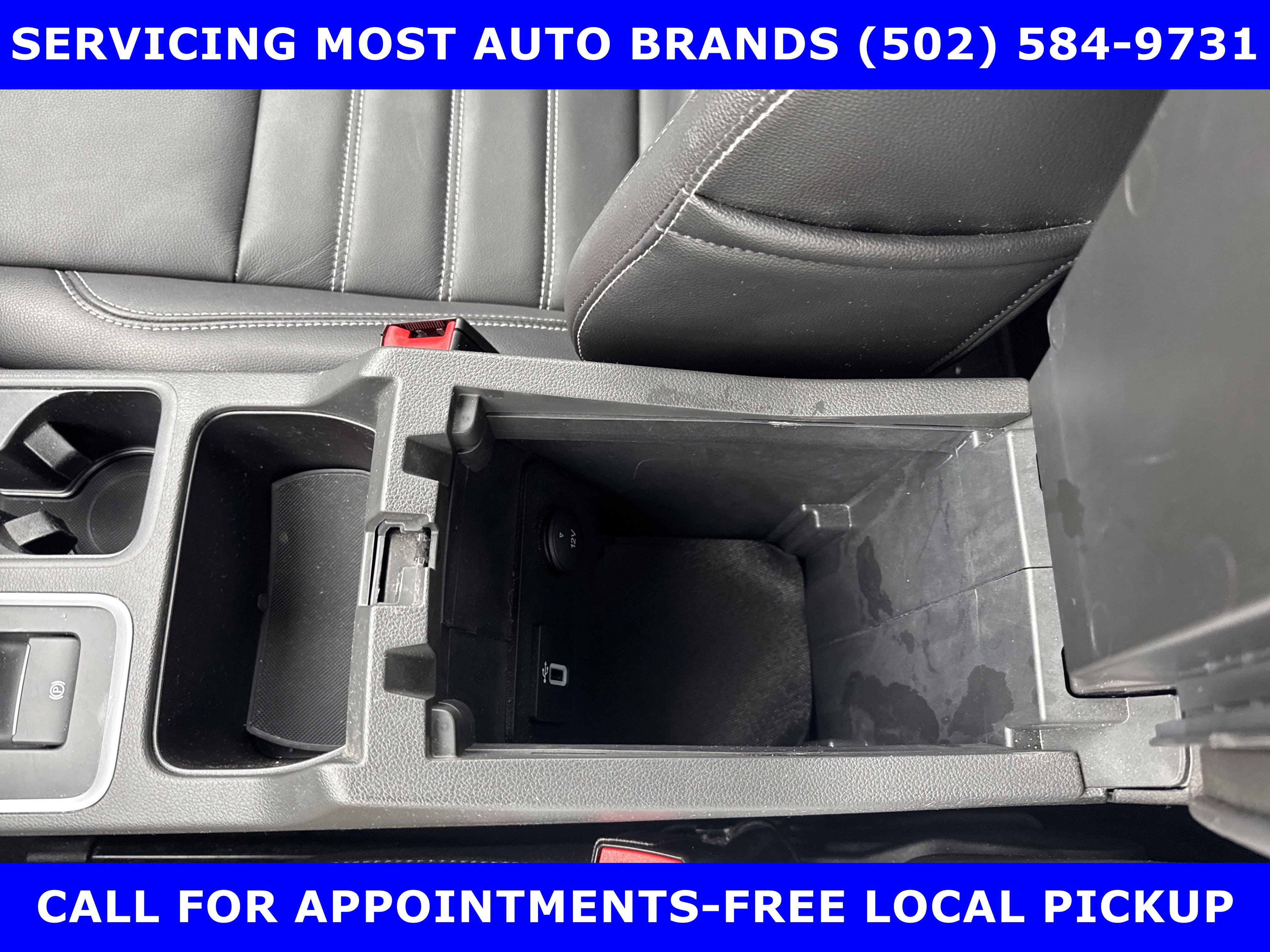 Certified 2017 Ford Escape Titanium image 31