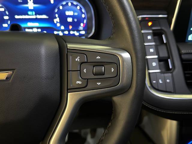 Used 2024 Chevrolet Suburban Premier w/ Advanced Technology Package RWD image 23