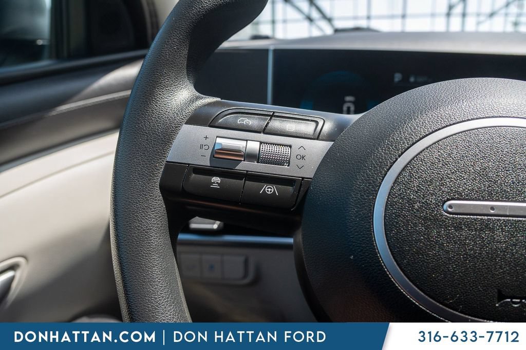 Used 2025 Hyundai Tucson SEL FWD image 11