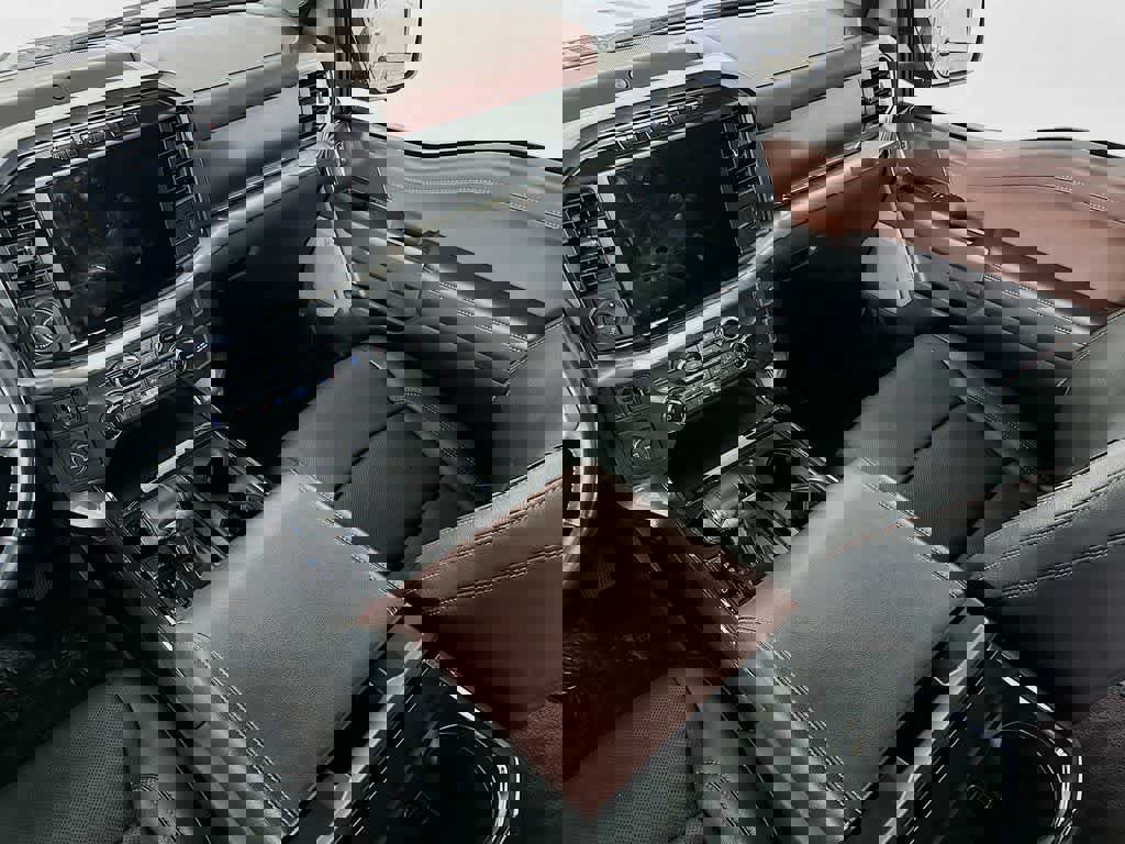 Certified 2022 Ford F150 Lariat image 11