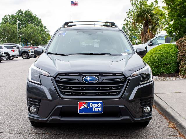Used 2023 Subaru Forester Premium AWD/4WD image 2