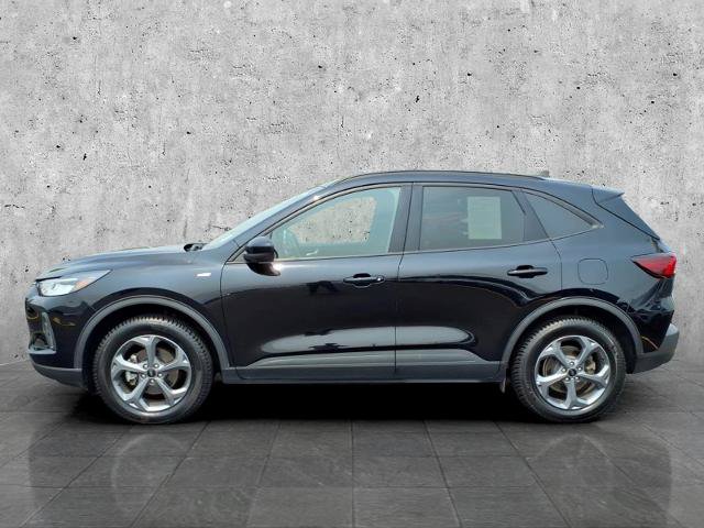 Certified 2025 Ford Escape ST-Line Select AWD/4WD image 9