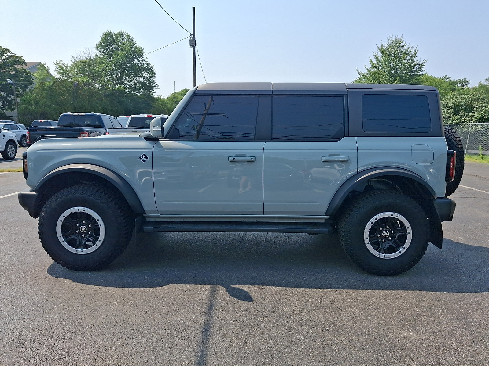 Certified 2024 Ford Bronco Outer Banks w/ Sasquatch Package AWD/4WD image 4