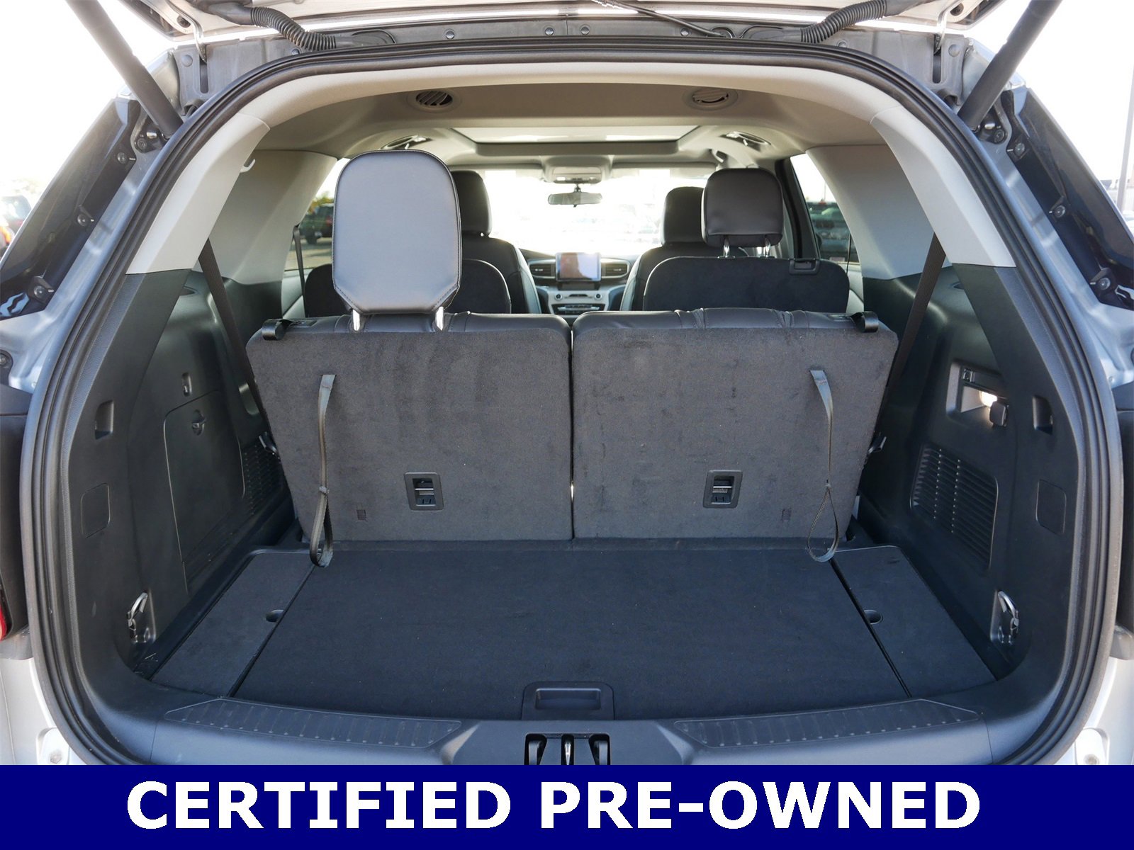 Certified 2023 Ford Explorer XLT w/ Equipment Group 202A image 11