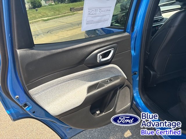 Used 2024 Jeep Compass Latitude image 36