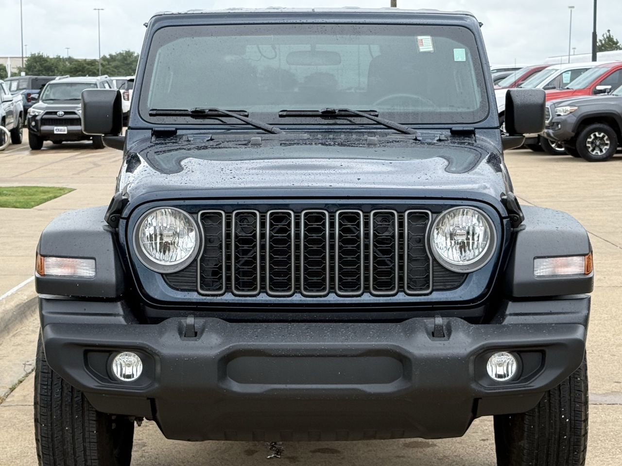 Used 2025 Jeep Wrangler Sport AWD/4WD image 7
