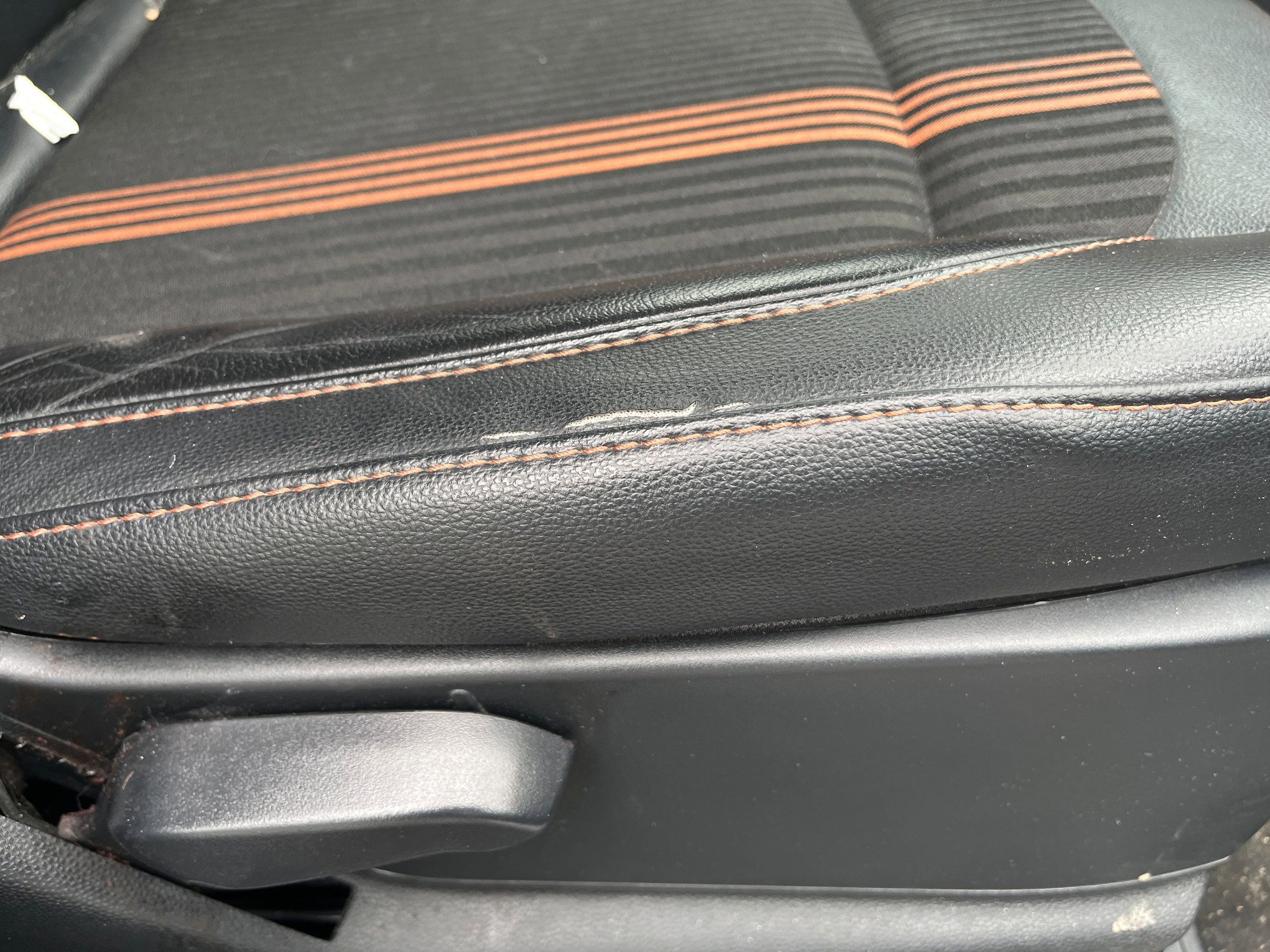 Certified 2018 Ford EcoSport SES AWD/4WD image 12