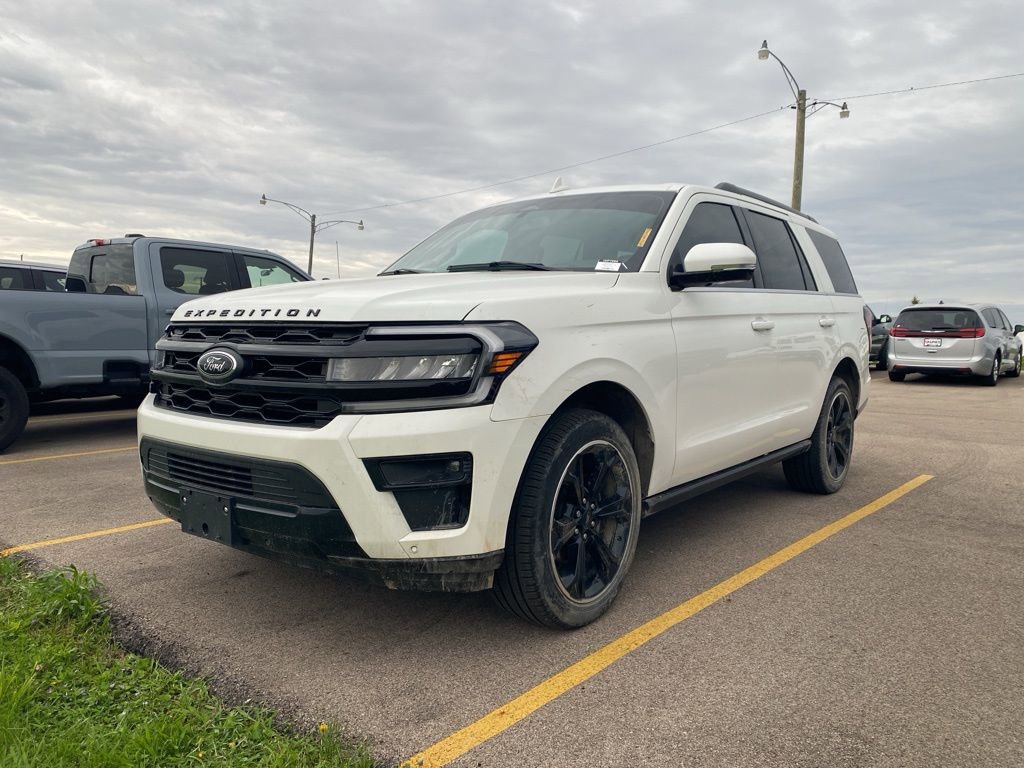 Certified 2024 Ford Expedition Limited AWD/4WD image 18