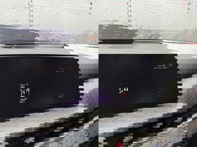 Used 2024 Kia Telluride SX Prestige image 12