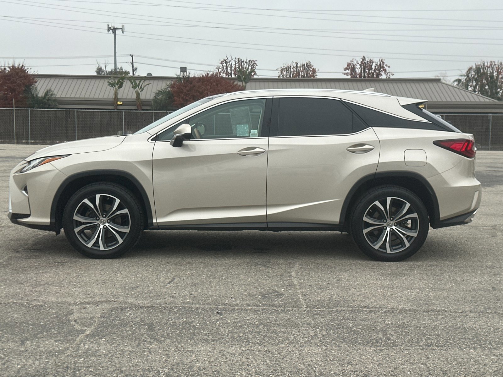 Used 2017 Lexus RX 350 FWD image 2