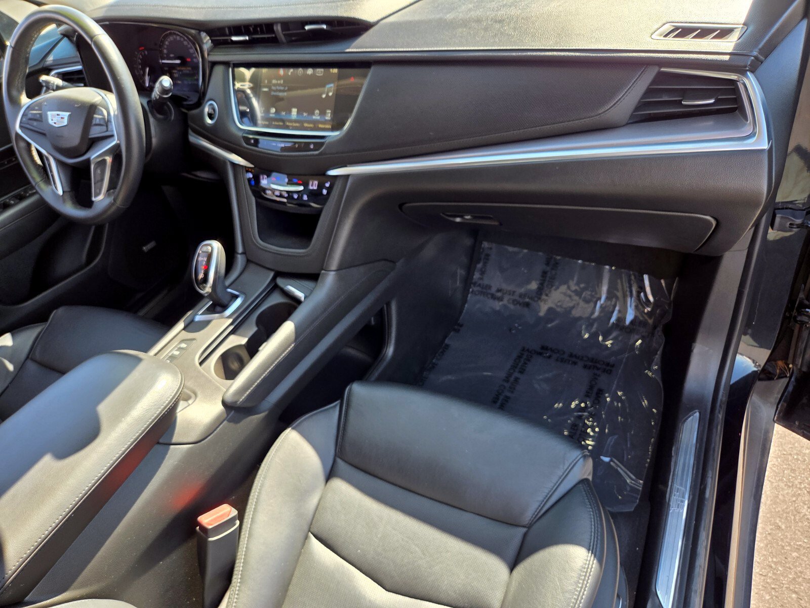 Used 2018 Cadillac XT5 Premium Luxury AWD/4WD image 17