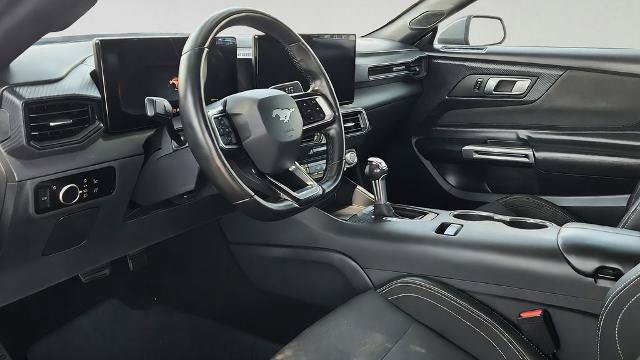 Certified 2024 Ford Mustang Convertible RWD image 9