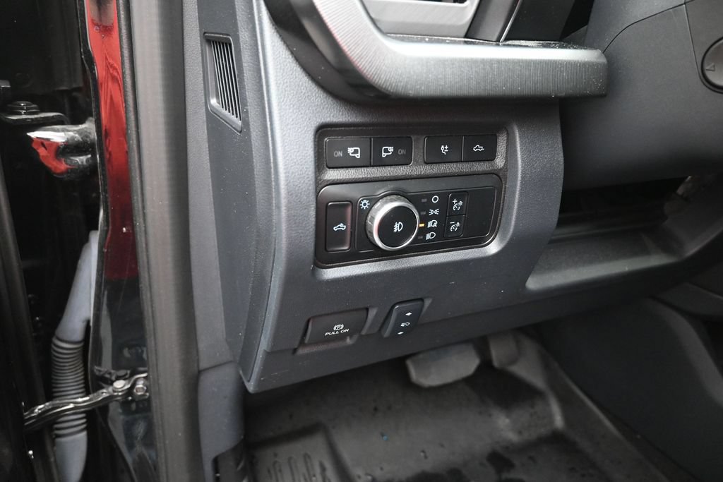 Certified 2024 Ford F250 Platinum AWD/4WD image 13