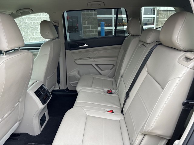 Used 2023 Volkswagen Atlas SE FWD image 32