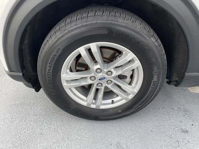 Certified 2022 Ford Explorer XLT w/ Equipment Group 202A image 29