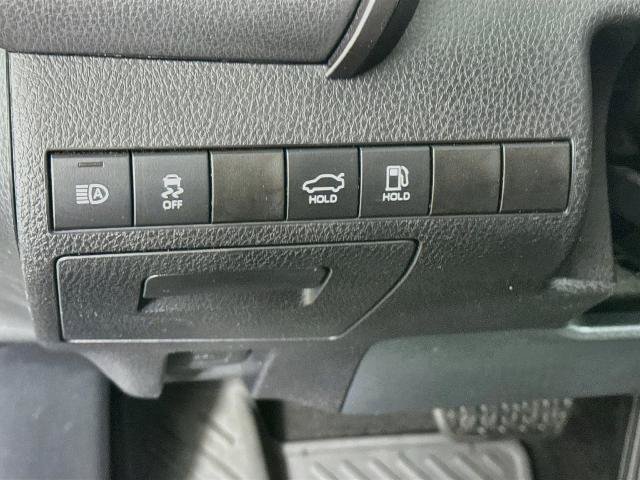 Used 2022 Toyota Camry SE w/ Convenience Package FWD image 10