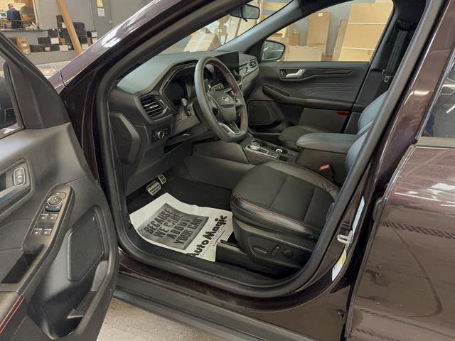 Certified 2023 Ford Escape ST-Line w/ Tech Pack #1 image 10
