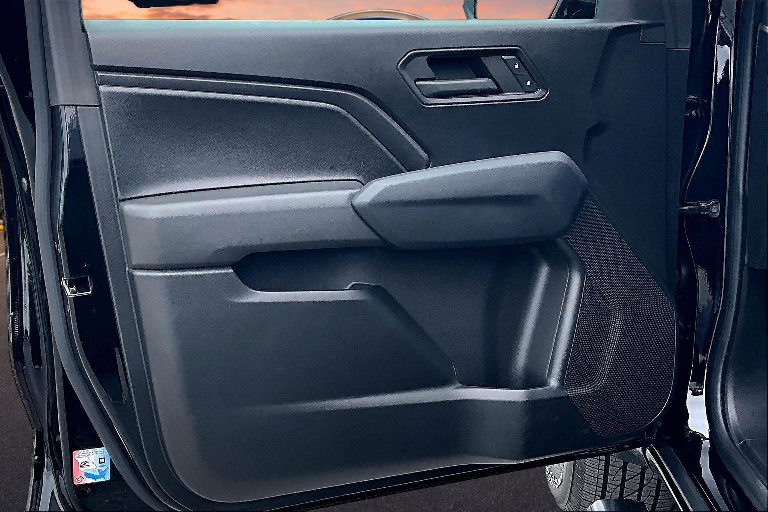 Used 2023 Chevrolet Colorado W/T RWD image 24