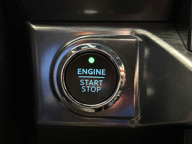 Certified 2023 Ford F150 Lariat w/ Equipment Group 502A High image 16