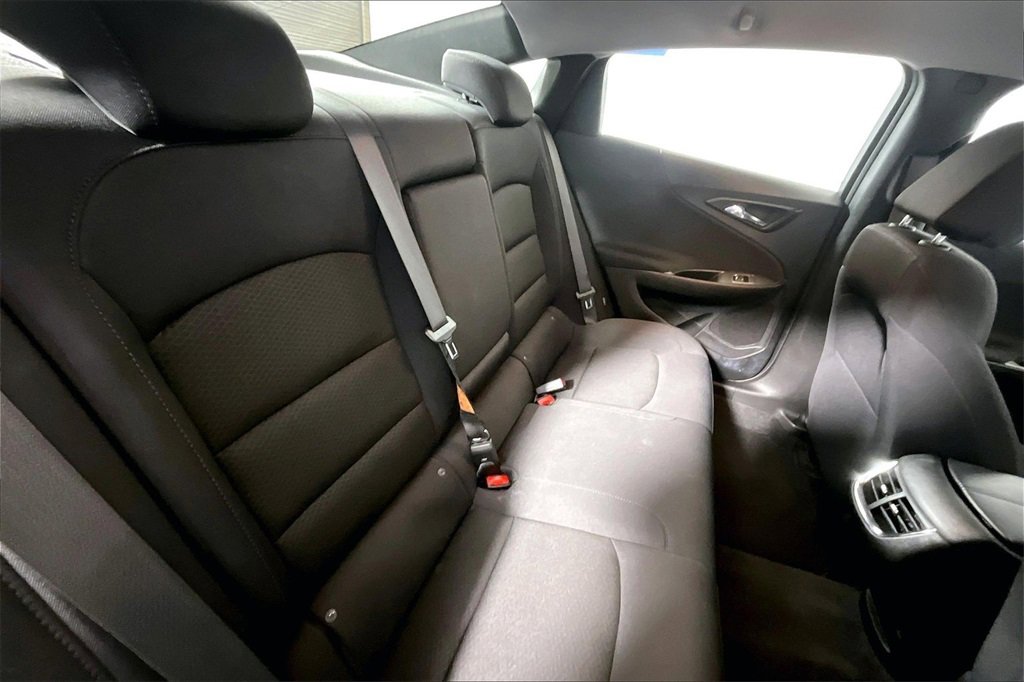 Used 2024 Chevrolet Malibu LT image 22