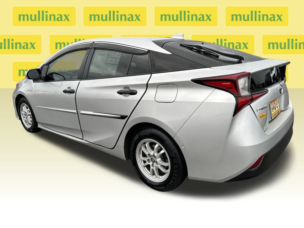 Used 2022 Toyota Prius LE image 11