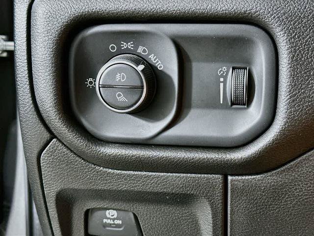 Used 2020 RAM 1500 Big Horn RWD image 27