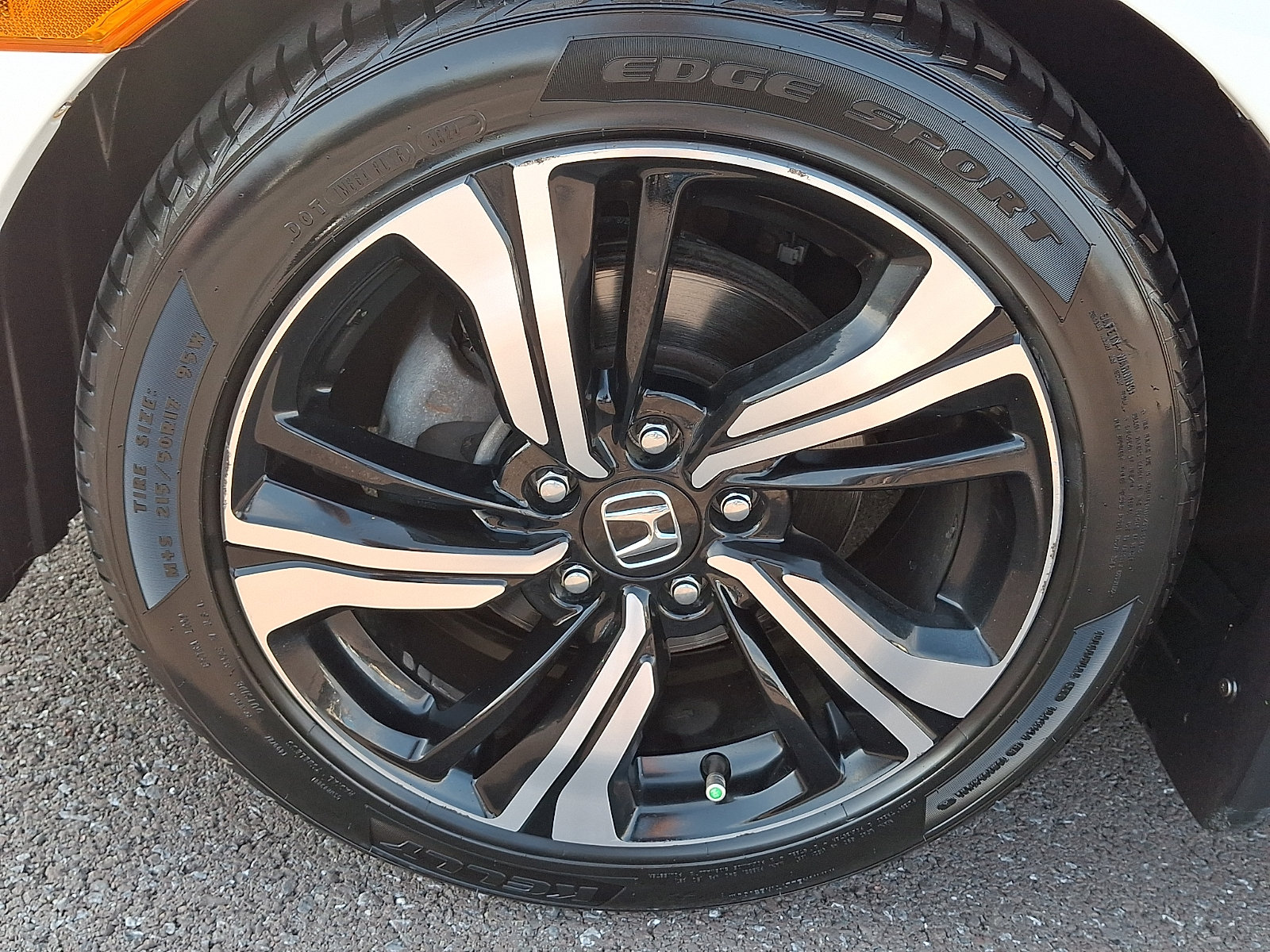Used 2017 Honda Civic Touring image 28