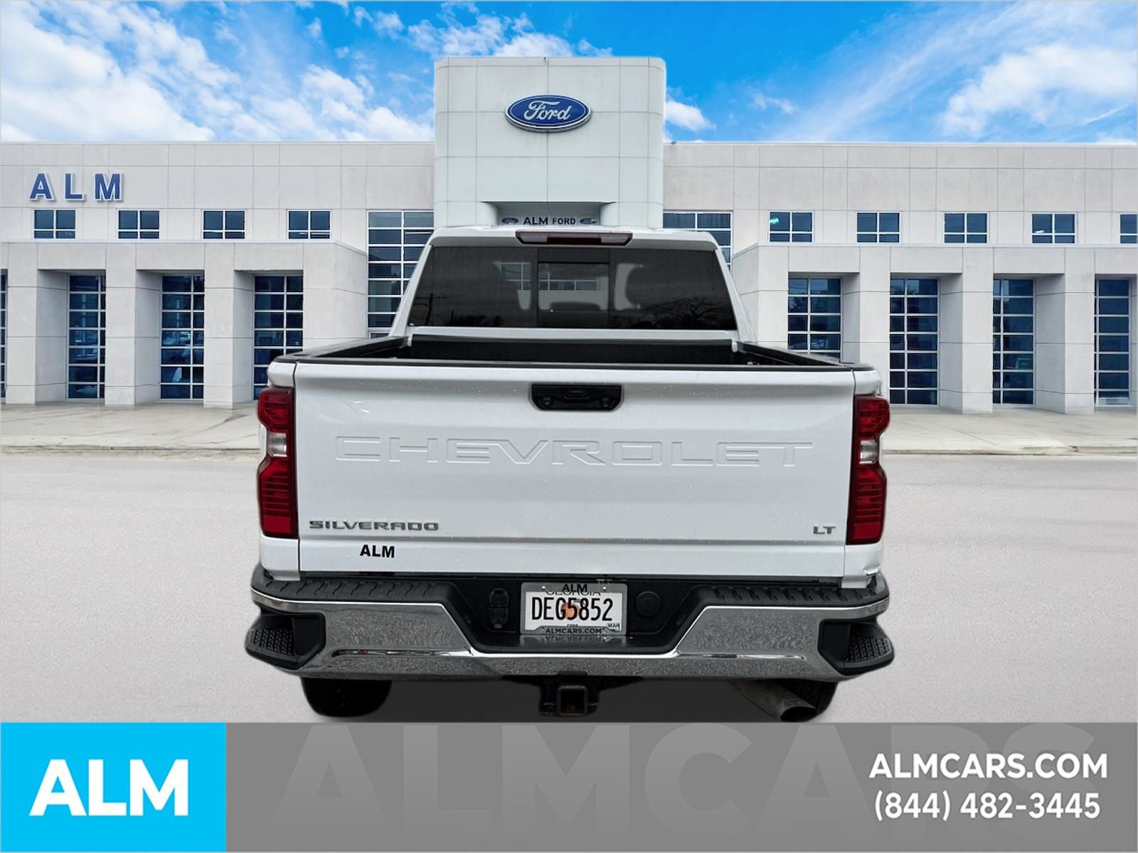 Used 2022 Chevrolet Silverado 3500 LT w/ Convenience Package AWD/4WD image 9