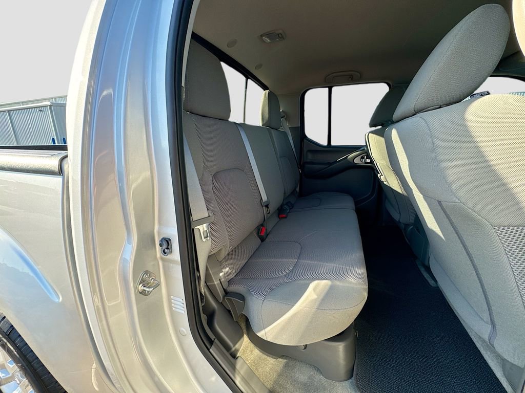 Used 2018 Nissan Frontier SV w/ Value Truck Package RWD image 27
