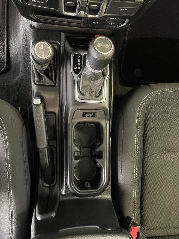 Used 2021 Jeep Wrangler Unlimited Sport AWD/4WD image 29