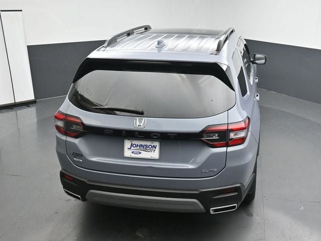 Used 2023 Honda Pilot Elite image 25