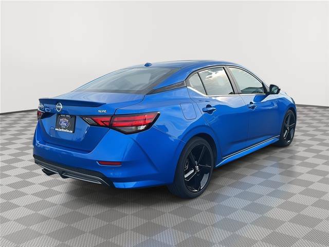 Used 2023 Nissan Sentra SR w/ SR Premium Package FWD image 5