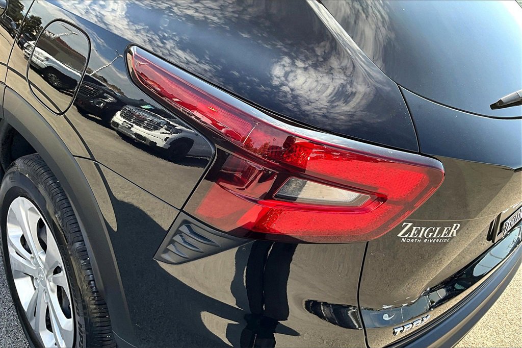 Used 2024 Chevrolet Trax LS w/ Driver Confidence Package image 28