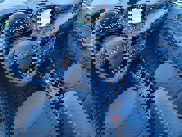 Certified 2023 Ford Maverick XL image 37