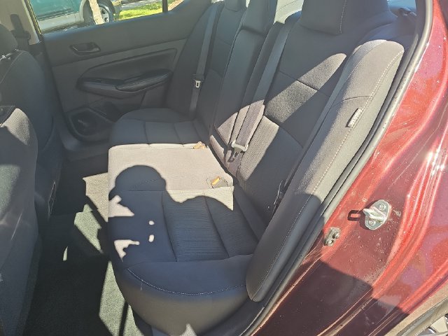 Used 2025 Nissan Altima 2.5 SV FWD image 14