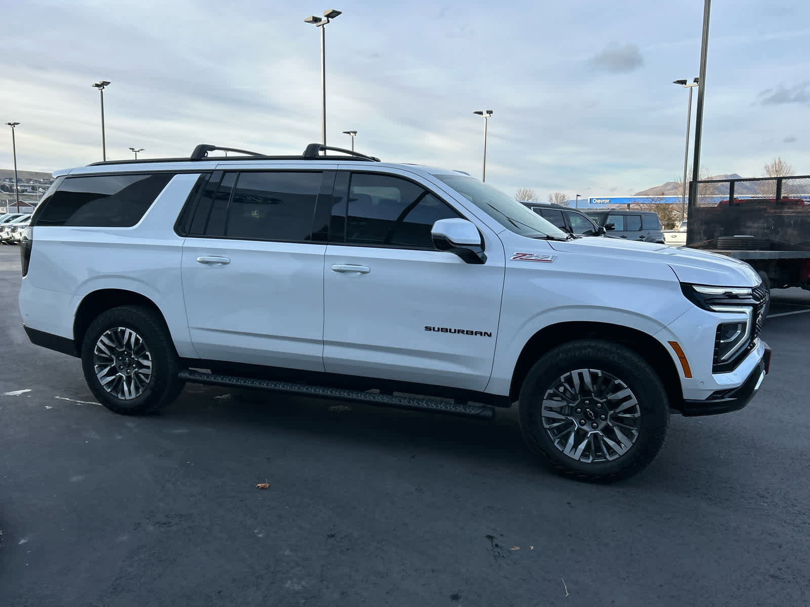 Used 2025 Chevrolet Suburban Z71 w/ Z71 Off-Road Package image 6