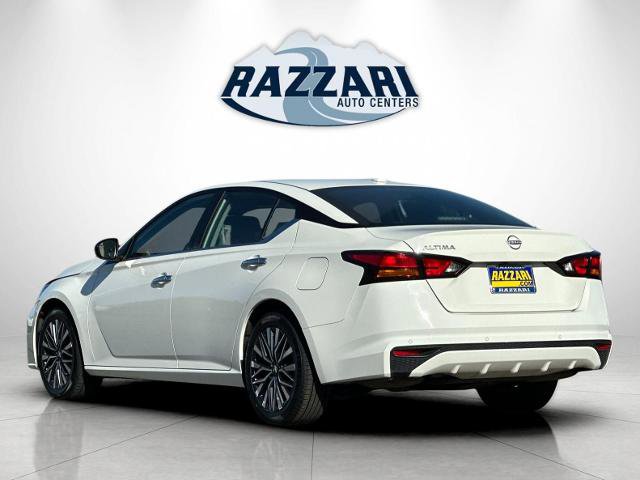 Used 2025 Nissan Altima 2.5 SV FWD image 5