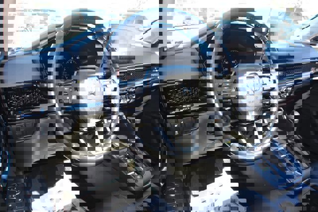 Used 2025 Honda CR-V EX-L image 15