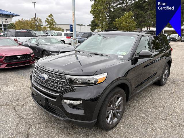 Certified 2023 Ford Explorer XLT w/ Equipment Group 202A AWD/4WD image 1