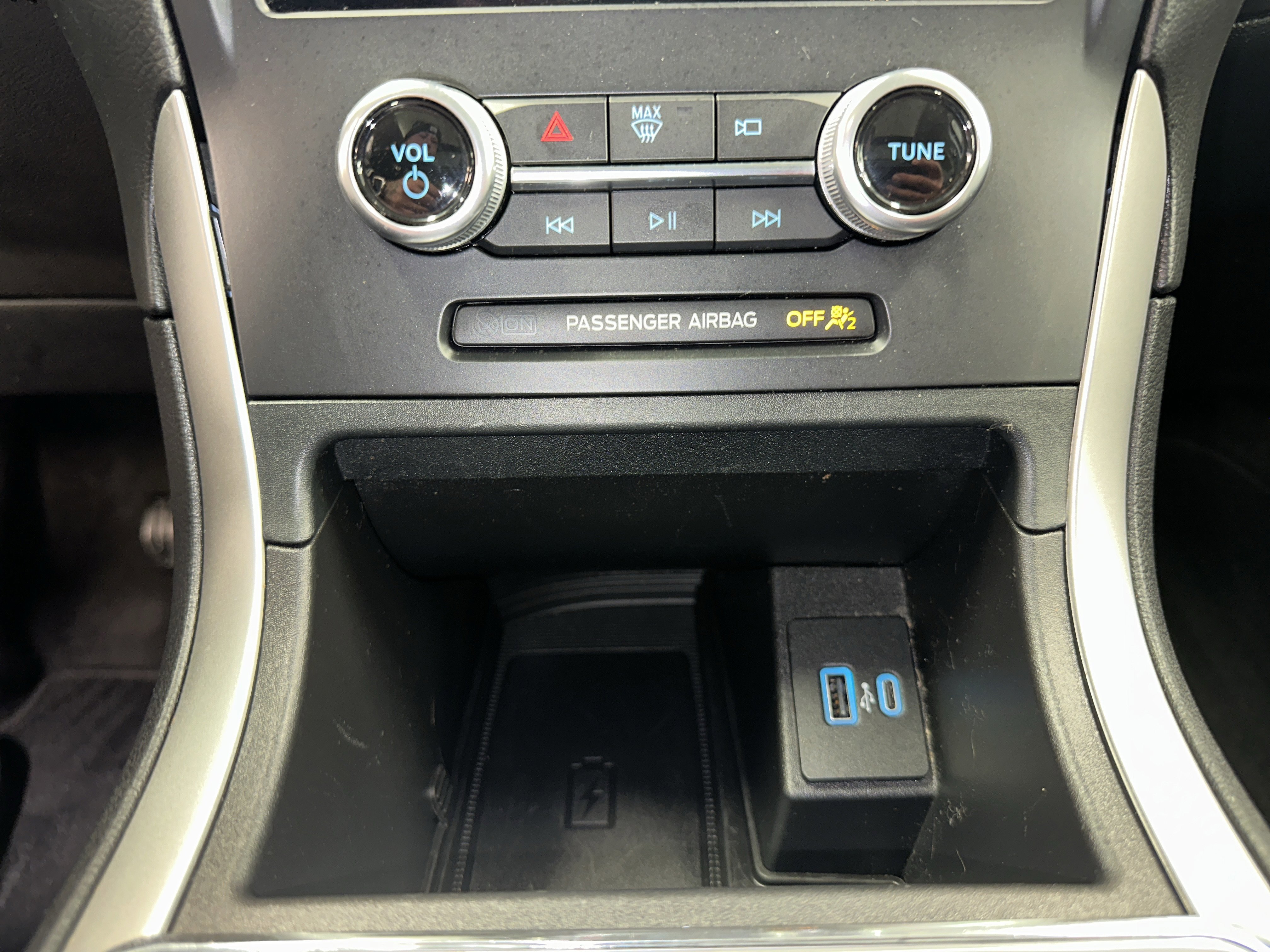 Certified 2022 Ford Edge SEL w/ Convenience Package image 33