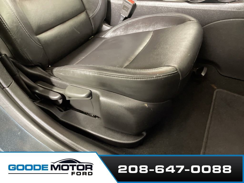 Used 2017 Chevrolet Cruze Premier image 11