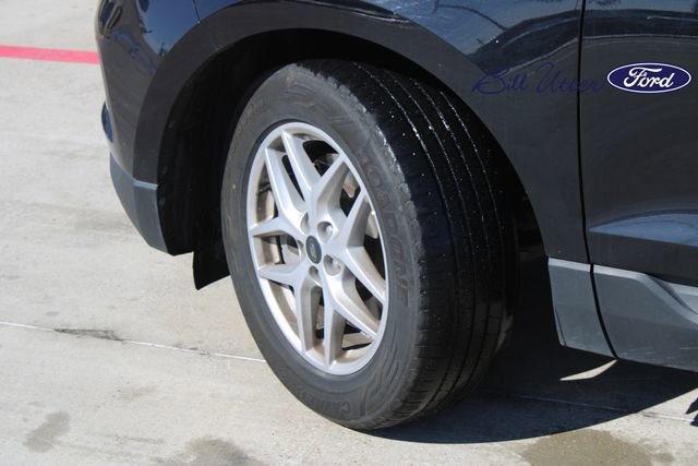 Certified 2024 Ford Edge SEL image 9