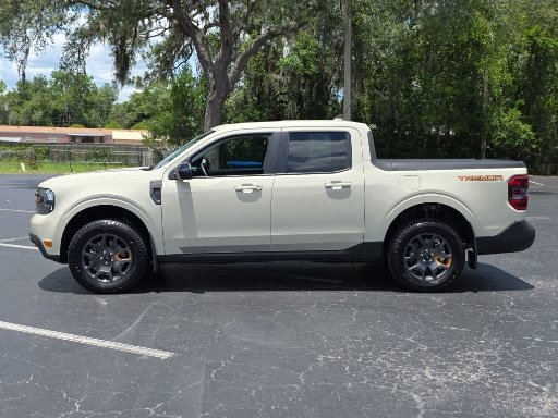 Certified 2024 Ford Maverick Tremor w/ Tremor Off-Road Package AWD/4WD image 9