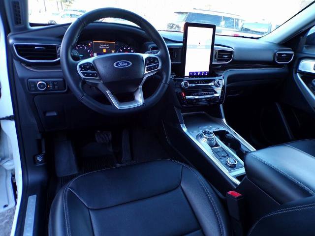 Certified 2023 Ford Explorer Limited w/ Limited Technology Package image 19