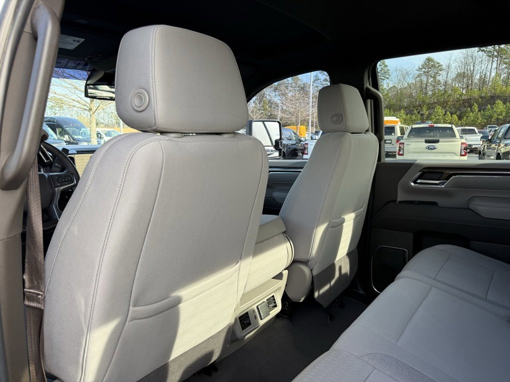 Used 2024 Chevrolet Silverado 2500 LT image 26